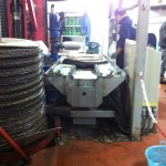 IMG_0520 Olivenmasse wird verarbeitet