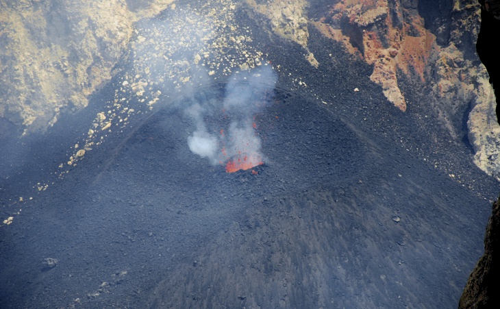 Etna_20120726_BN_by_Francesco_Ciancitto_730