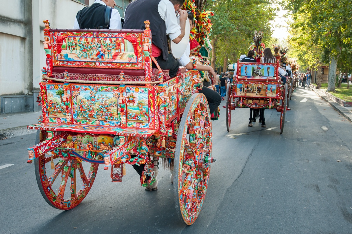 Traditionen und Feste Sizilien